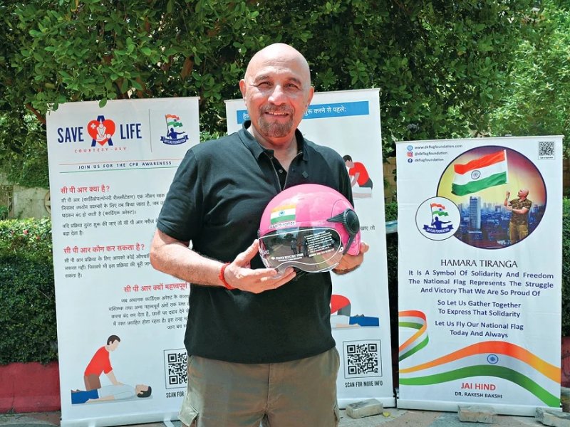 save-life-img save-life-img